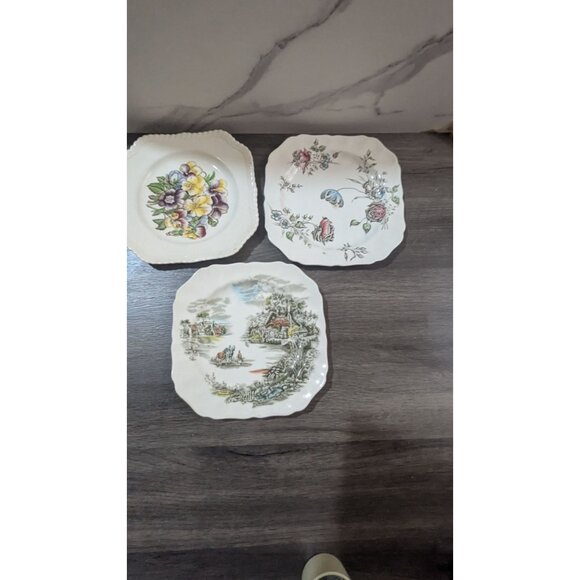 vtg Johnson Brothers  Square Collector Plates Pansy Floral  Countryside Set Of 3 - Picture 3 of 6
